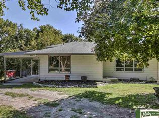 8819 Lake St, Omaha, NE 68134