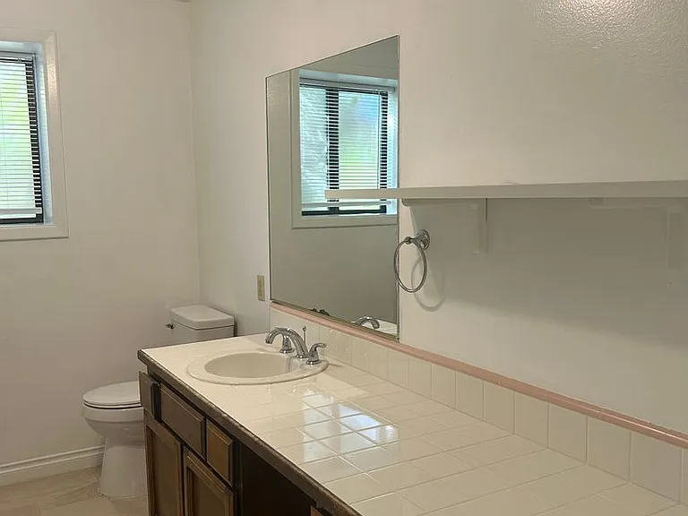 2774 Jessica Cir — Photo 25