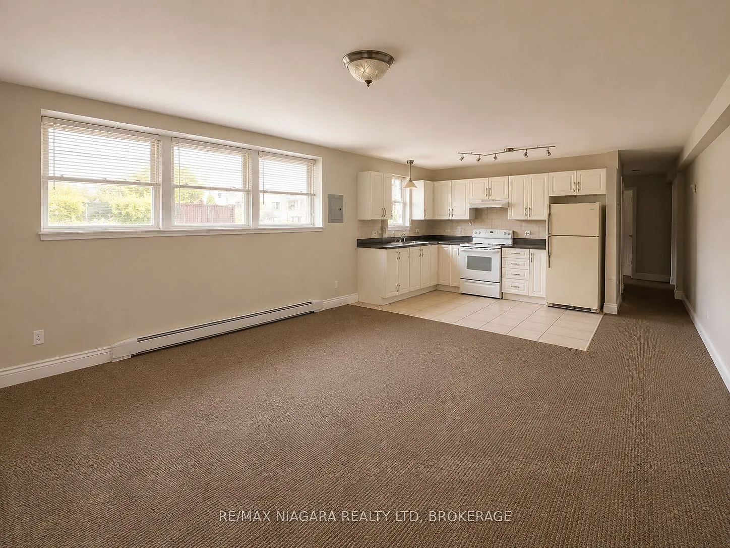 2 bed, $1,699 — Photo 3