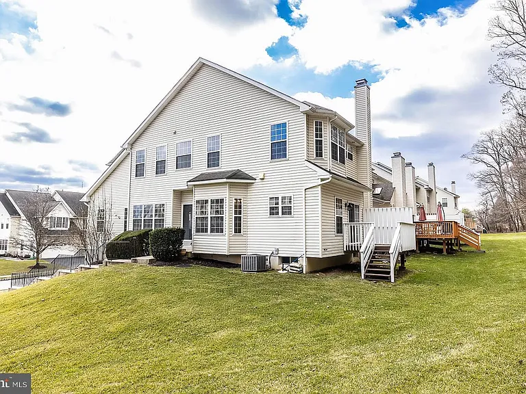 171 Madison Way — Photo 12