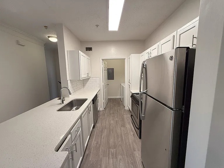 Magnolia Commons Vacant Apartment with Renovated Finishes from 2021