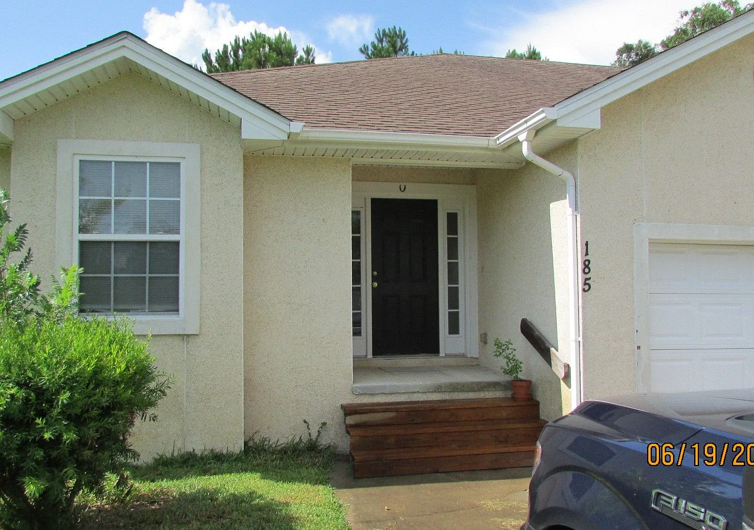 185 Drew Circle — Photo 1