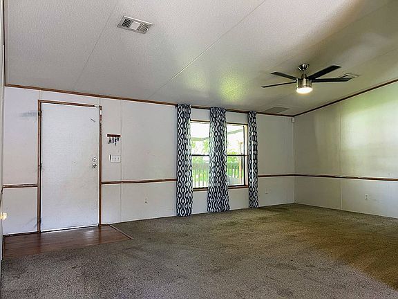 3rd image of 1755 Daffodil Ave #319