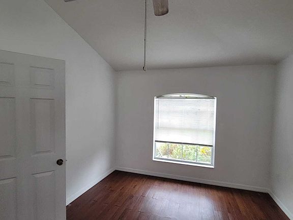4th image of 2791 Summerfield St