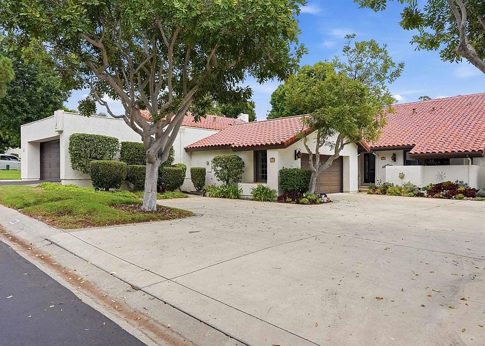 1st image of 624 Camino Catalina