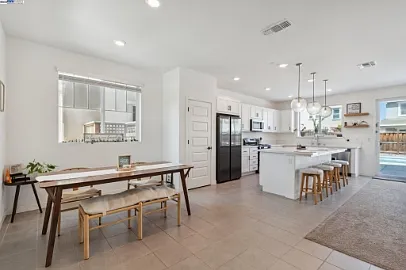 17451 Graceada Ln — Photo 6