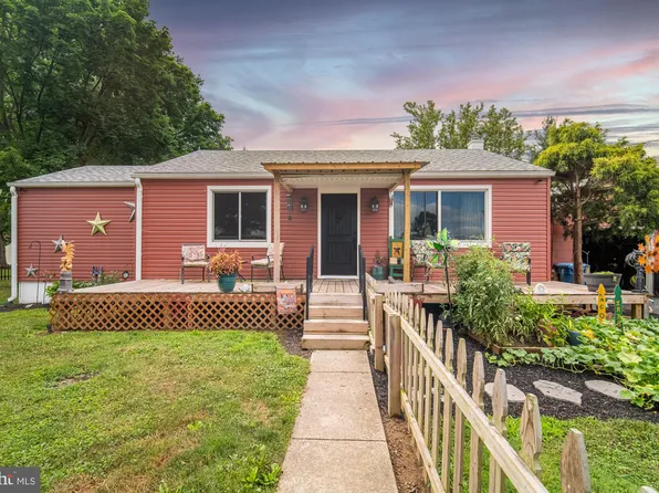 212 Elk Ave, Marietta, PA 17547