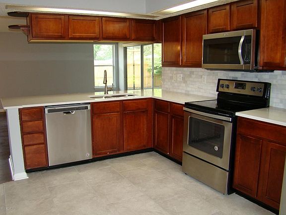 5th image of 12690 Brown Jersey Ct