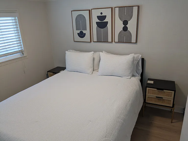 425 Capitola Ave — Photo 15