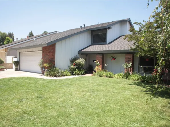 25436 Via Novia, Santa Clarita, CA 91355