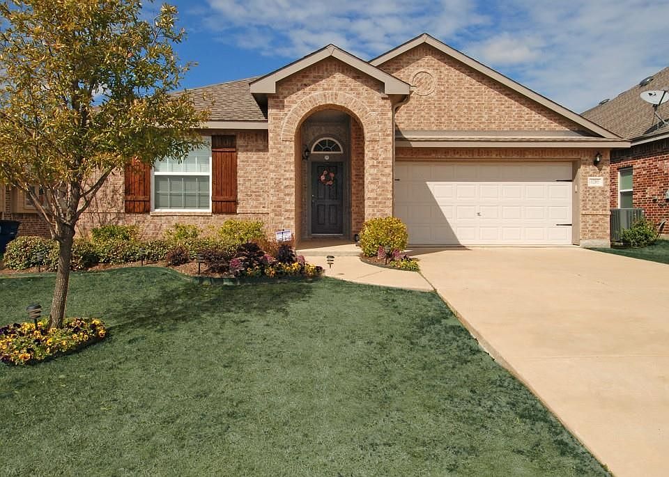 1st image of 1285 Water Lily Dr