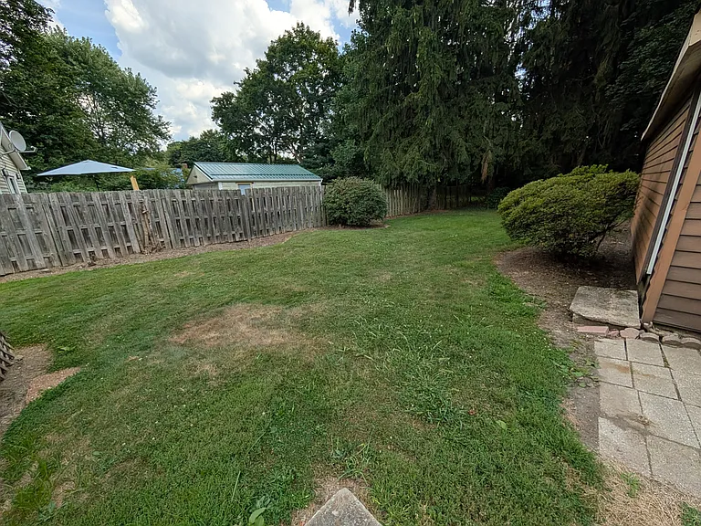 486 Needham Ave — Photo 34