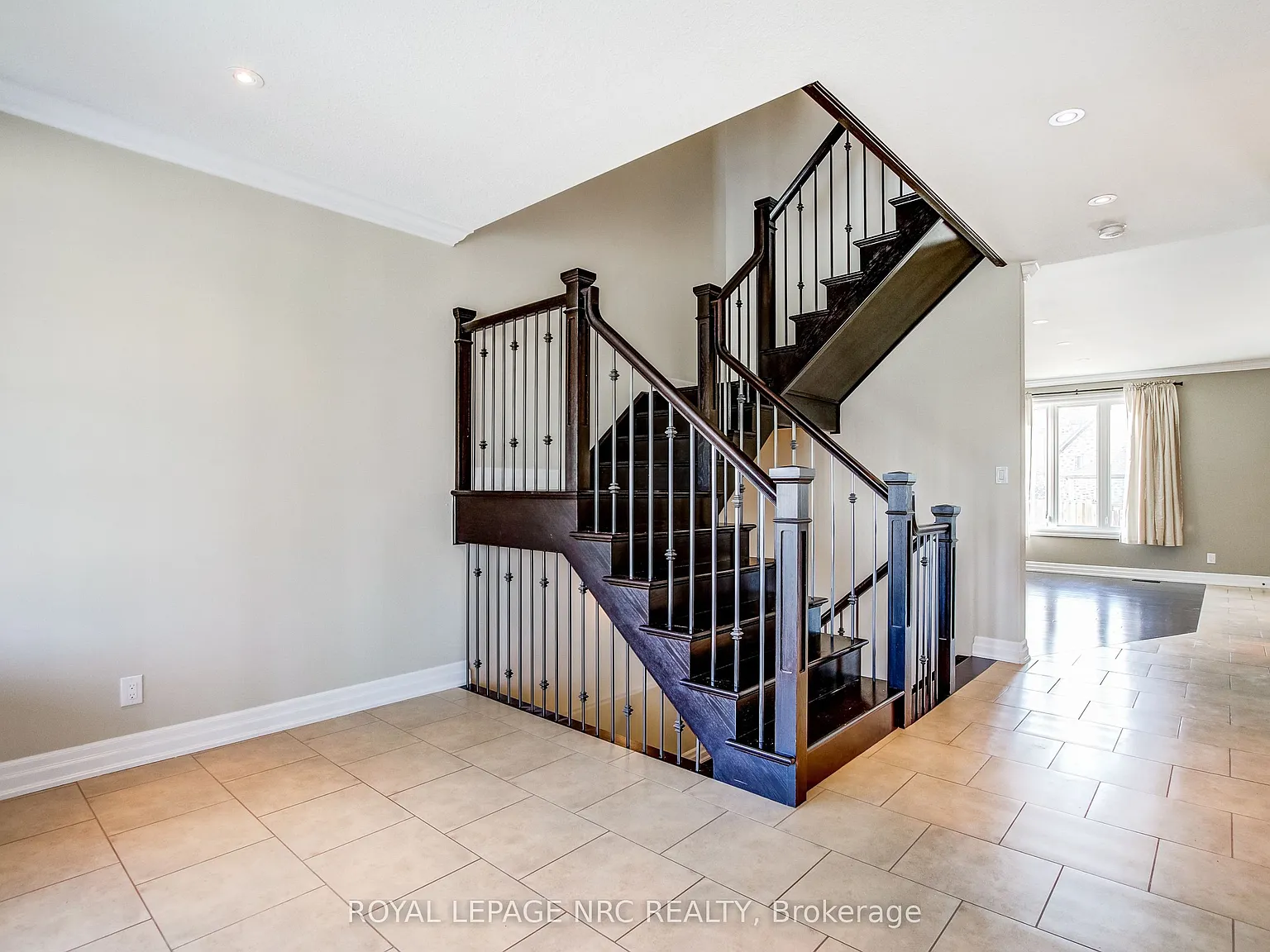 4 bed, $3,000 — Photo 3