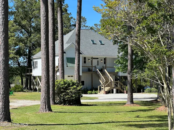 1002 Howells Road, Grantsboro, NC 28529