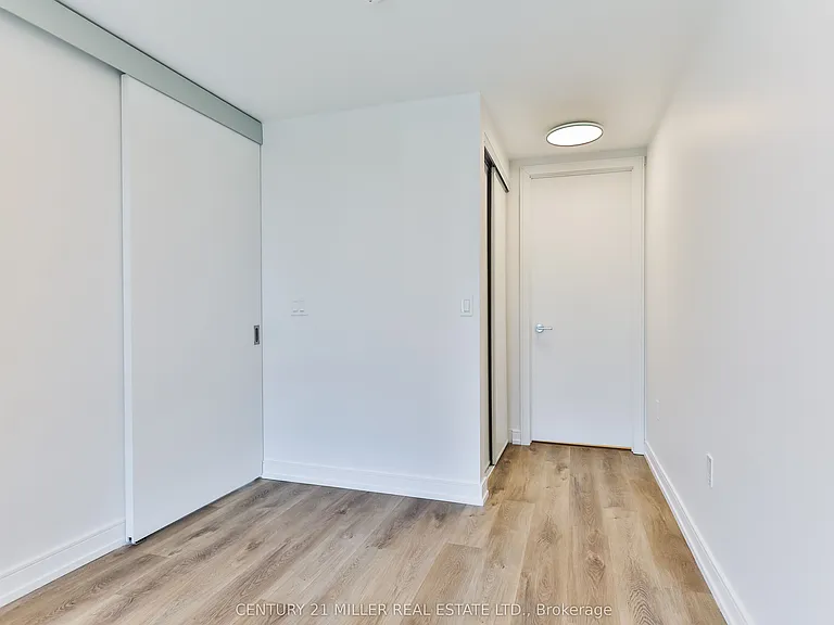 1 Jarvis St #1309 — Photo 22