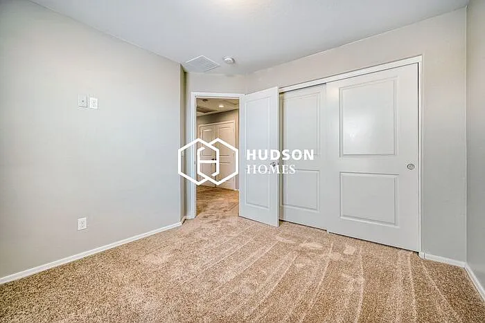 5638 S 10th Dr — Photo 19
