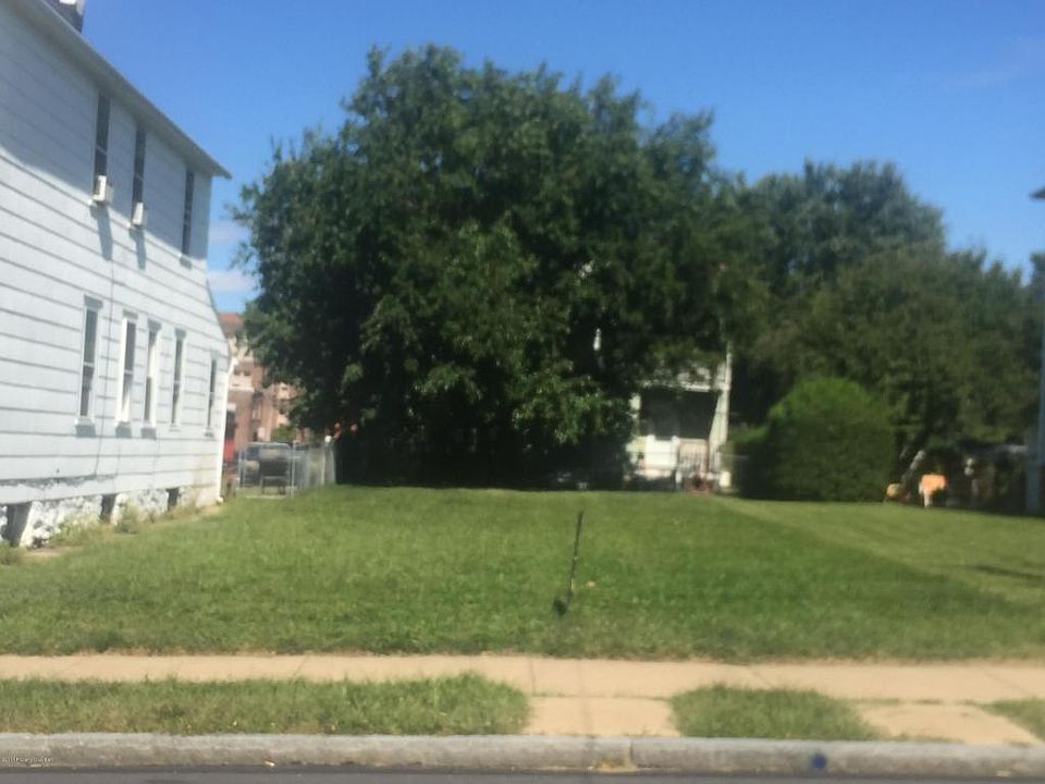 1st image of 286 E South St
