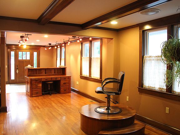 1st floor main room #1