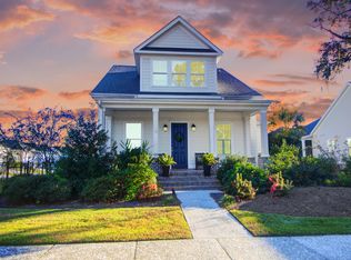 4010 Berberis Ln, Ravenel, SC 29470