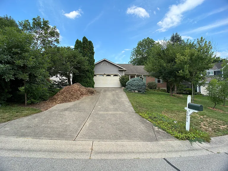 6400 Belmont Park Ct — Photo 55