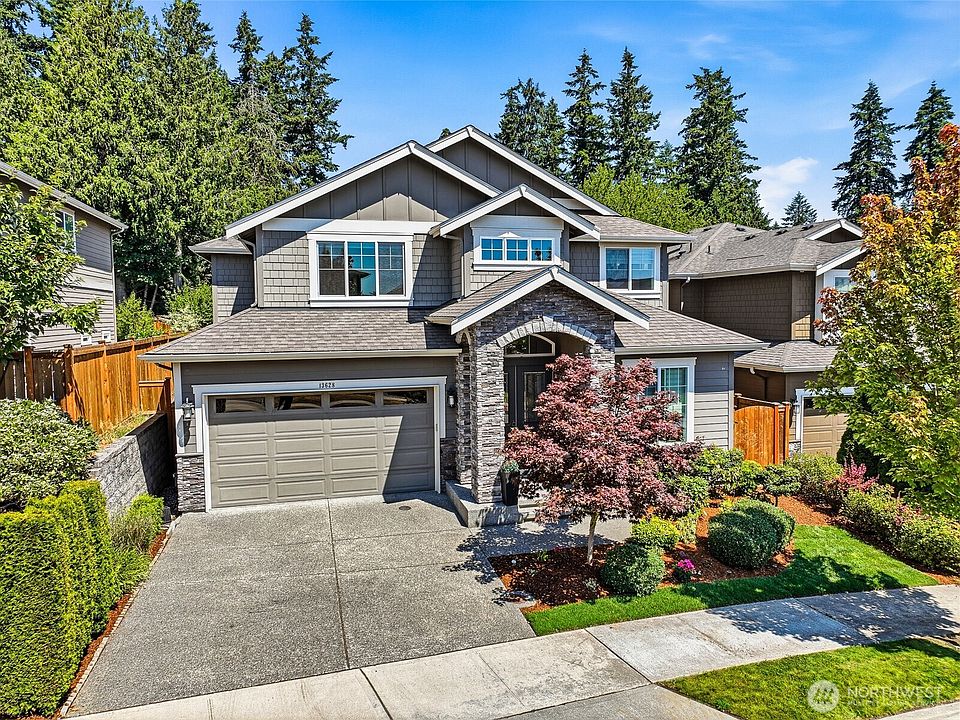 1st image of 13628 NE 133rd Place