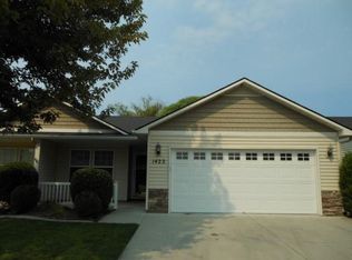 1422 E Willowbrook Ct, Meridian, ID 83646