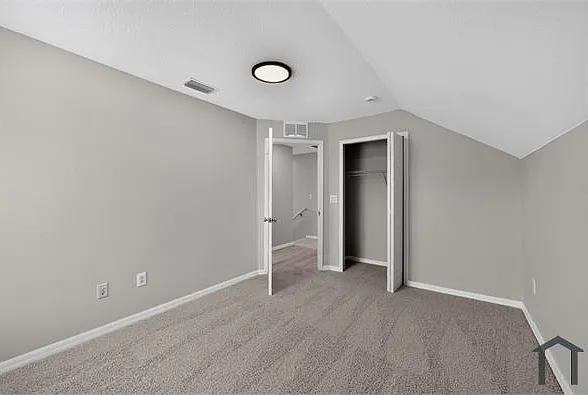 6641 Cambridge Park Dr — Photo 32