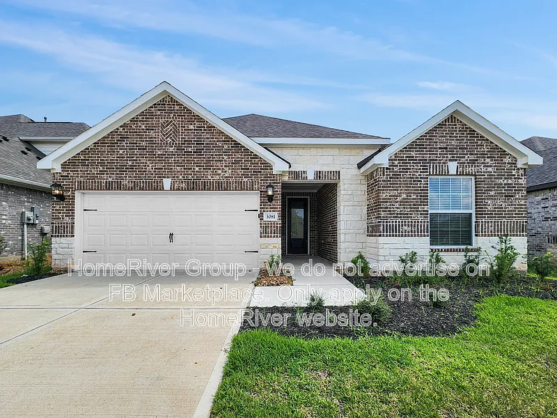 4 bed, 2.0 bath, 1819 sqft, $2,800 — Photo 1