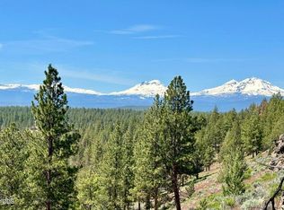 17127 Mountain View Rd, Sisters, OR 97759