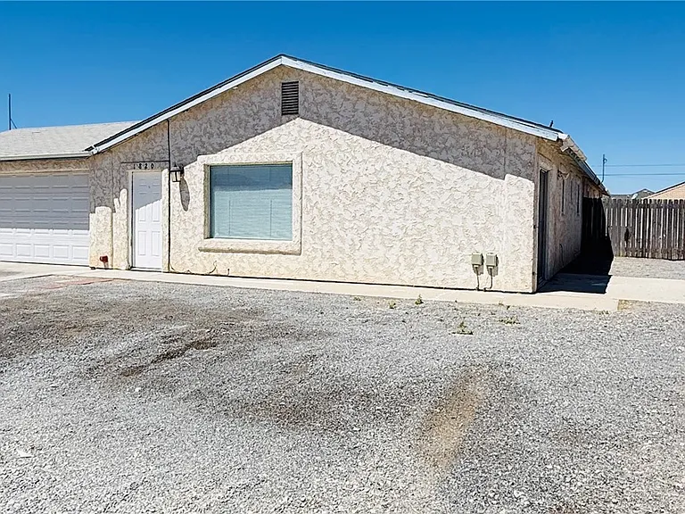 1820 Galaxy St #A — Photo 2