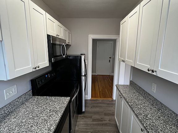 2nd image of 1 Cedar St APT 3G