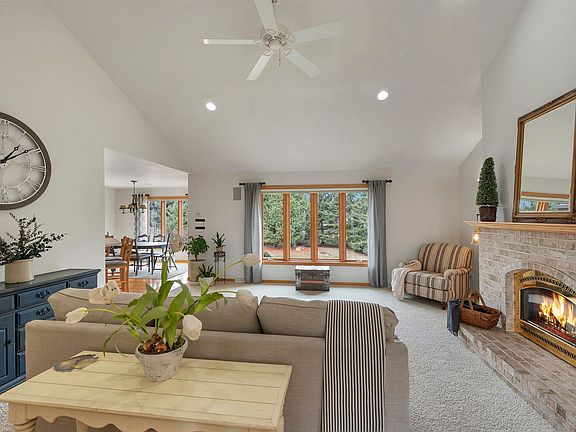 2nd image of 3670 Copper Oak Cir