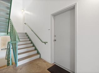 2401 E 6th St APT 1008, Austin, TX 78702