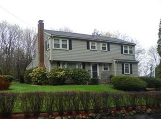 5 Silvermine Rd, Woburn, MA 01801