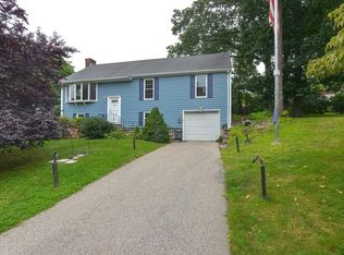 135 Heritage Ln, Weymouth, MA 02189