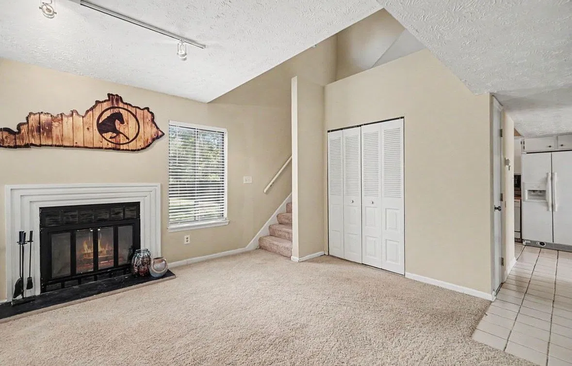 2 bed, 1338 sqft, $1,650 — Photo 4