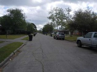 5611 Ricky St, Houston, TX 77033