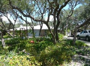 515 Saint Francis Cir, Rockport, TX 78382