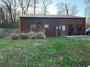 1240 Starr Hill Rd, Paducah, KY 42003