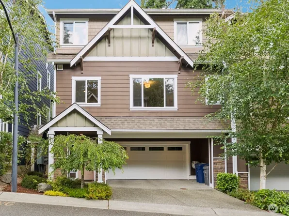 23813 Cedar Court #1, Mountlake Terrace, WA 98043