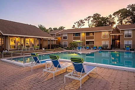 Forestlake Apartments — Photo 40