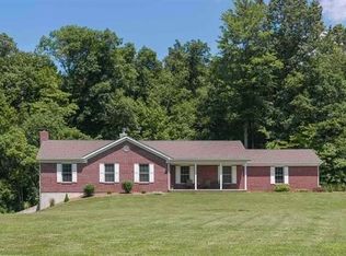 13295 E Carter Rd, Bloomfield, IN 47424