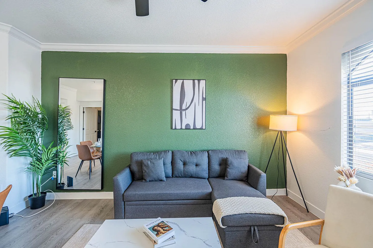 2 bed, 2.0 bath, 1119 sqft, $2,904 — Photo 3