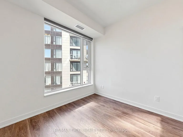 6 David Eyer Rd #602 — Photo 26