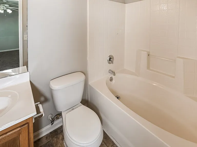 8819 Twisted Pine Dr — Photo 16