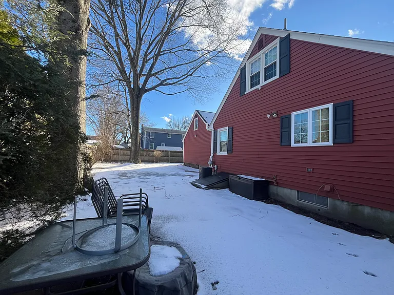 91 Galileo Ave — Photo 10