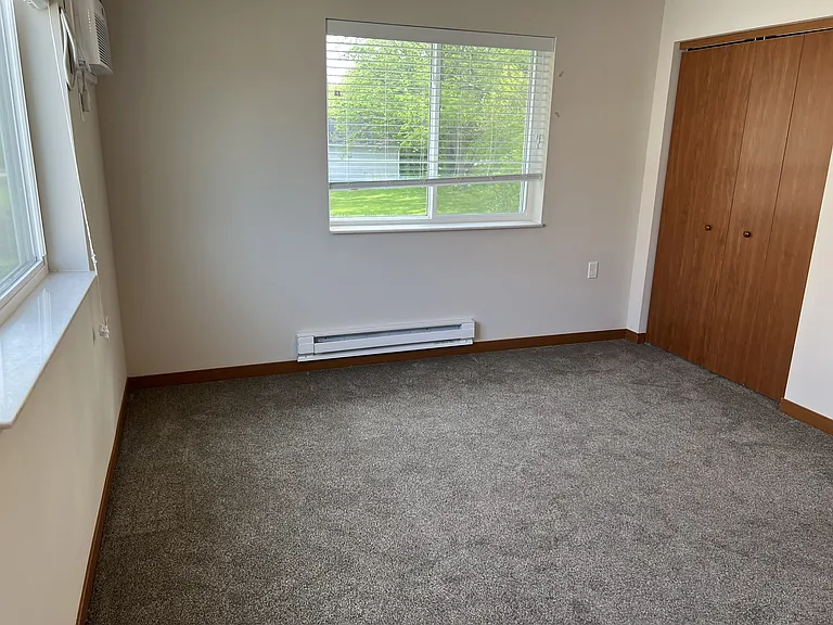 1247 Salem Dr — Photo 15