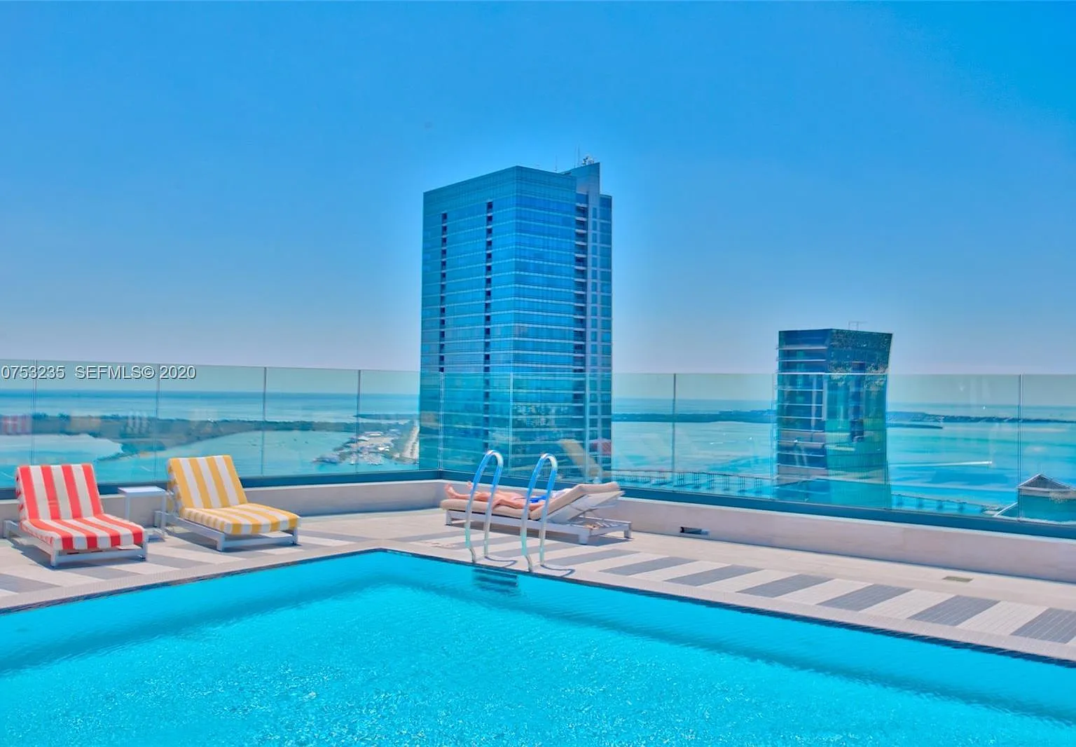 1 bed, 1.5 bath, 800 sqft, $3,395 — Photo 4