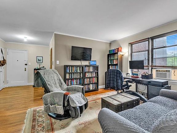 3rd image of 1293 E 5th St APT 3D