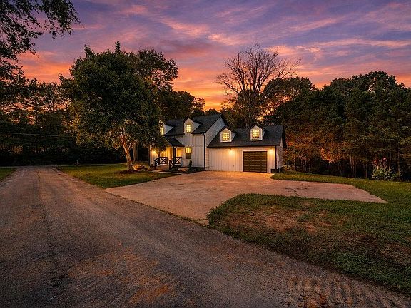 2nd image of 6488 Nebo Rd